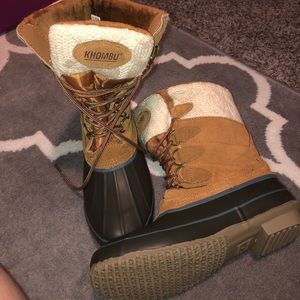 Size 9 khombu boots